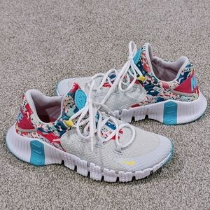 Nike Women's Metcon Multicolor Athletic Shoes